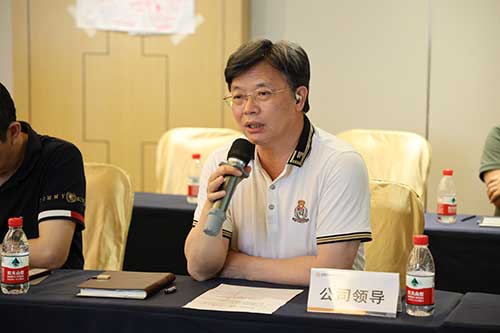 上海創(chuàng)力集團(tuán)組織召開第三屆第十次職工代表大會——專題審議《員工手冊》(圖2) 上海創(chuàng)力集團(tuán)組織召開第三屆第十次職工代表大會——專題審議《員工手冊》(圖2)