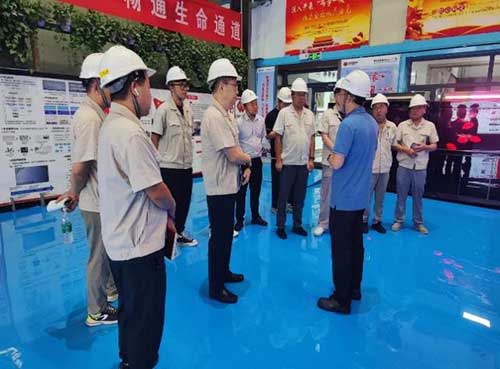 圖片2.jpg 上海創(chuàng)力集團(tuán)赴神東煤炭集團(tuán)設(shè)備維修中心考察學(xué)習(xí)(圖2)